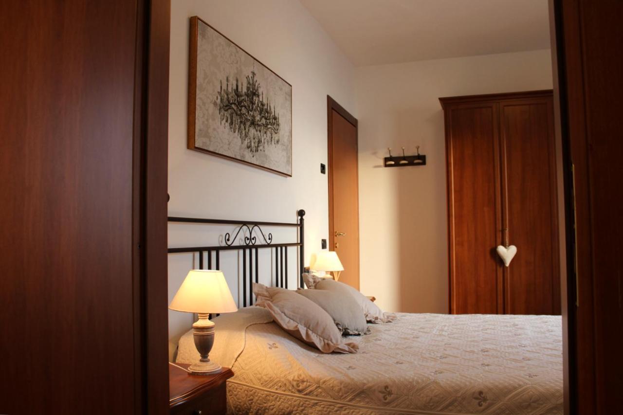 B&B Villa Regina Brunate Exteriör bild
